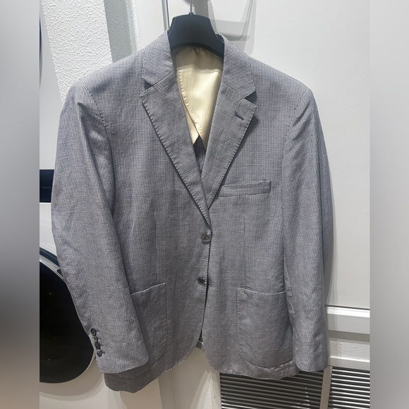 Crittenden Sport Coat. Navy small checkers.